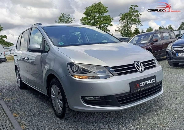 Volkswagen Sharan cena 39900 przebieg: 136927, rok produkcji 2010 z Łowicz małe 106